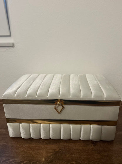 Sandik Bohca gepolsterte Aufbewahrungstruhen 3 Teilig Samt Creme Gold mit goldene Beine hochwertig MDF