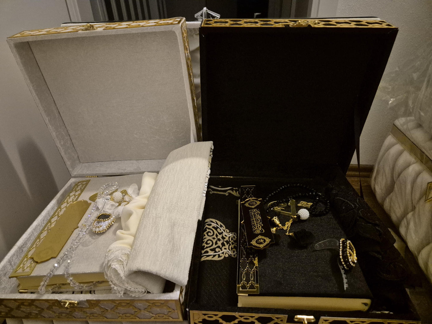 Koran Set Box Islam Geschenkbox in Farben Grün,rot,schwarz,gold Großes Set Tesbih Kopftücher edles Gebetsteppich Zikirmatik