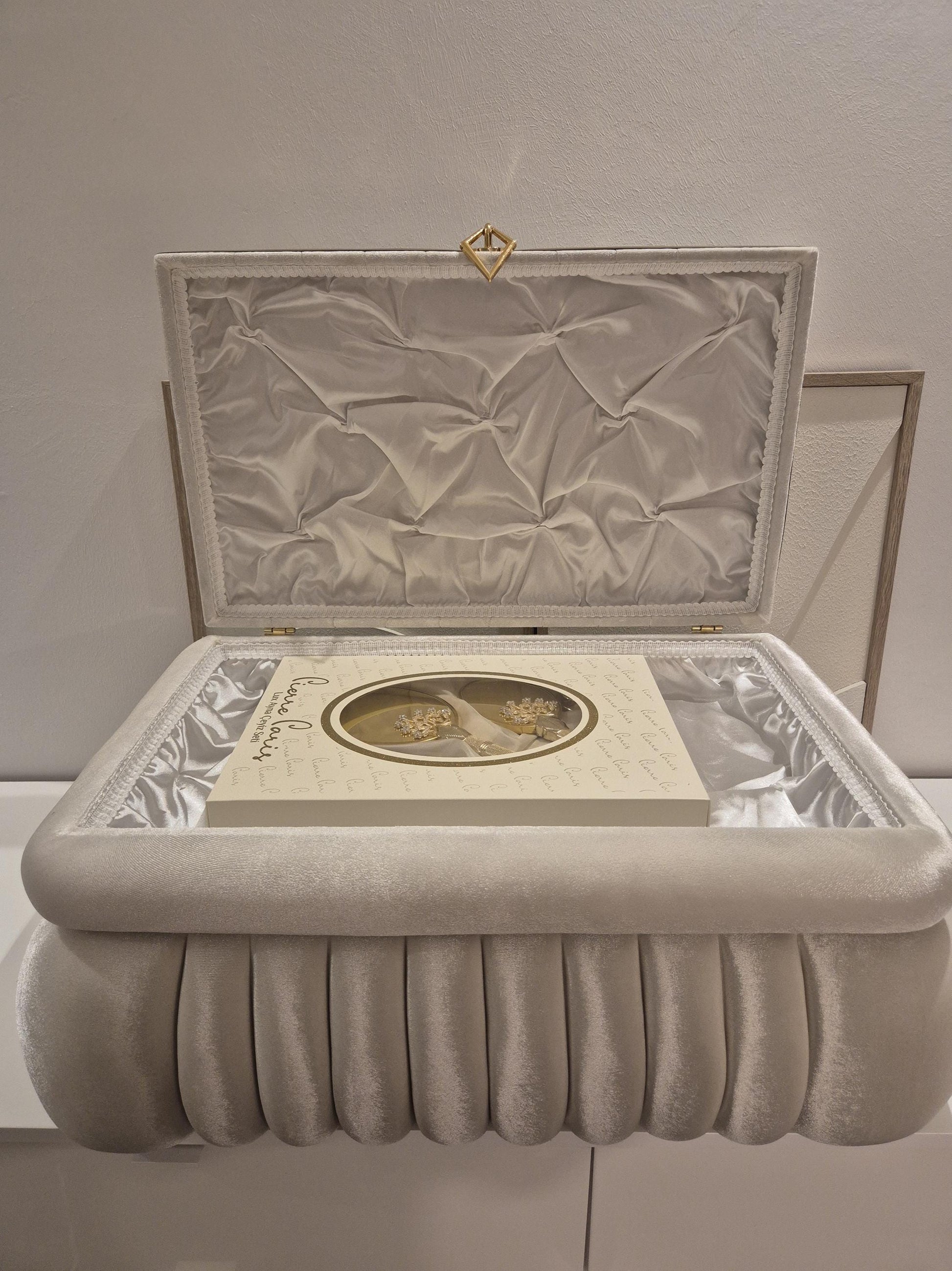 Wunderschönes Brautaccessoire-Set / Hochzeitsgeschenk-Set – Luxus Design +Koran Set