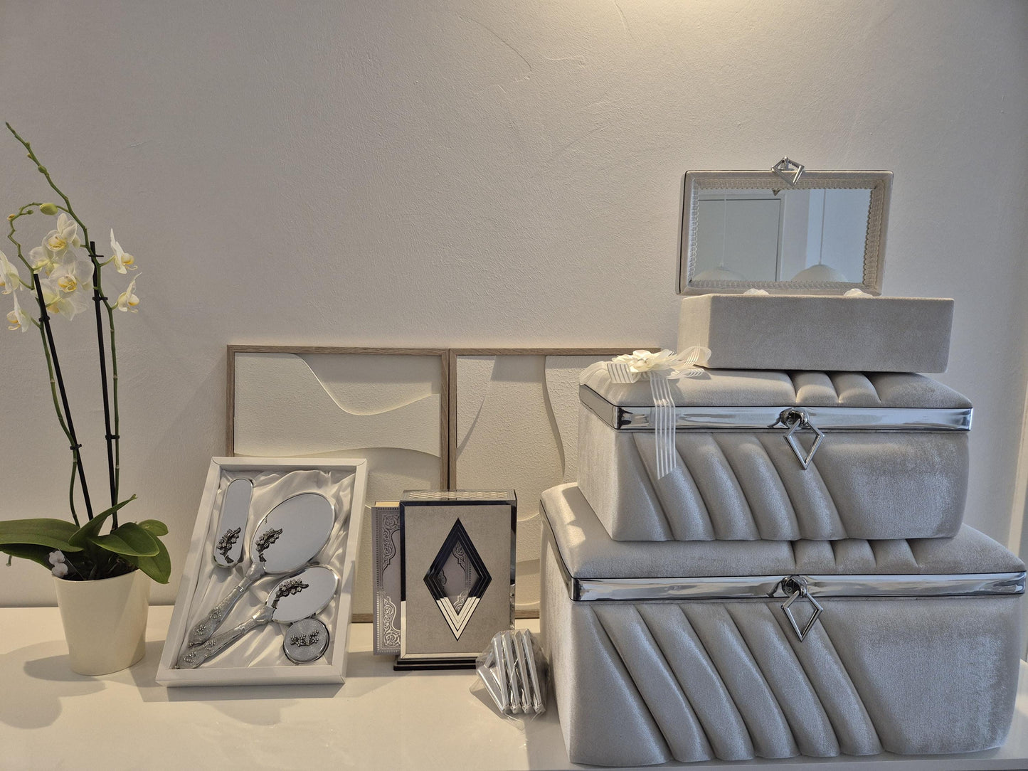 Luxus Hochzeits-Set 3-teilig – Aufbewahrungsboxen, Spiegel-Set Koran-Set | Handgefertigt in Weiß & Silber