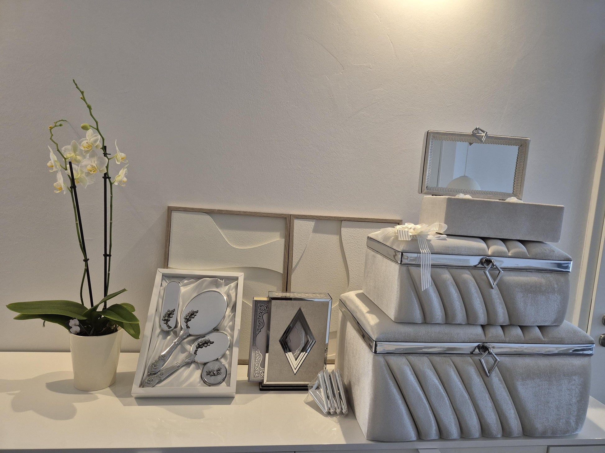 Luxus Hochzeits-Set 3-teilig – Aufbewahrungsboxen, Spiegel-Set Koran-Set | Handgefertigt in Weiß & Silber