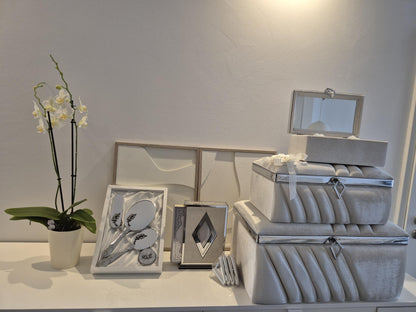 Luxus Hochzeits-Set 3-teilig – Aufbewahrungsboxen, Spiegel-Set Koran-Set | Handgefertigt in Weiß & Silber