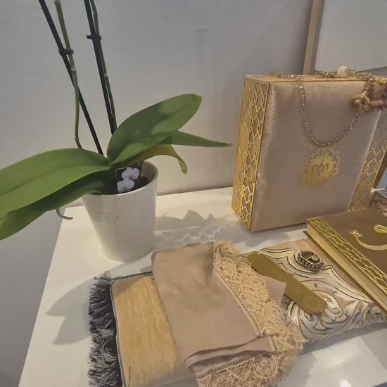 Koran Set Box Islam Geschenkbox in Farben Grün,rot,schwarz,gold Großes Set Tesbih Kopftücher edles Gebetsteppich Zikirmatik