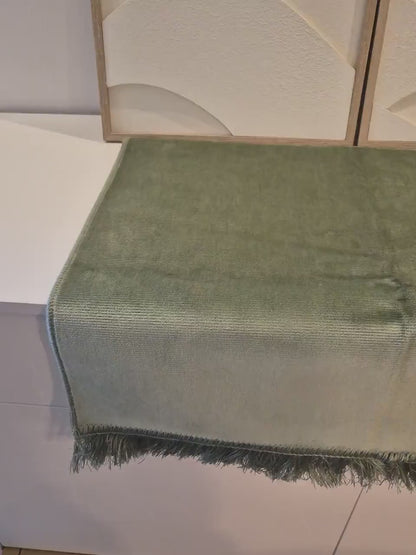 Luxusqualität  Gebetsteppich Namazlik mit Gravur Annem und Crystal Tesbih in div.Farben hochwertig